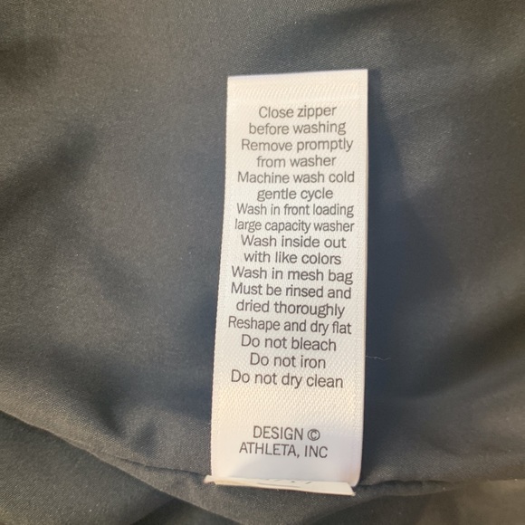 Athleta Women's Responsible Goose Down Flash Bomber Puffer Size:Medium - Picture 9 of 11